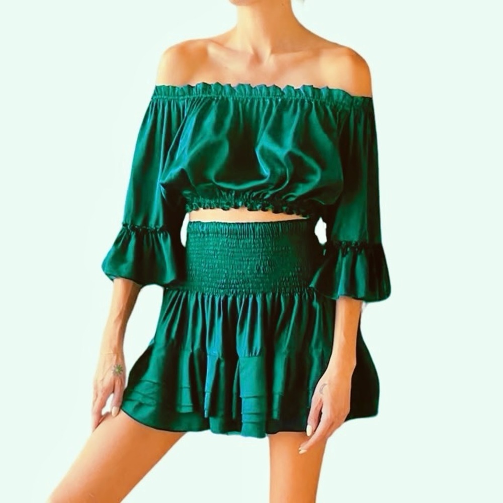 POP ST BARTH Two Piece Off the Shoulder Top and Mini Skirt Outfit Set size XS